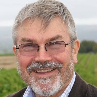 Dr Juhani E Tuovinen